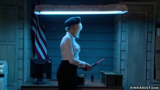 Stary związał i przeleciał дознавателя