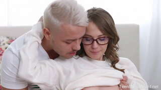 TeenMegaWorld-Anaalienkelit